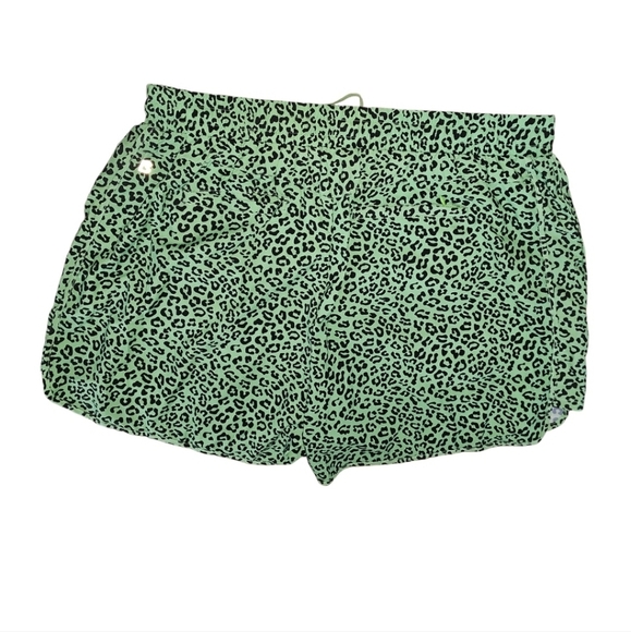 Buffbunny NWT Flo Short V2 Green Leopard Print XL Flowy Shorts - Picture 3 of 6